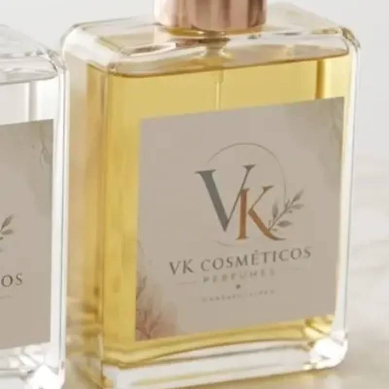 Perfume Nº 03, Floral Âmbar Amadeirado, da VK Inspirações