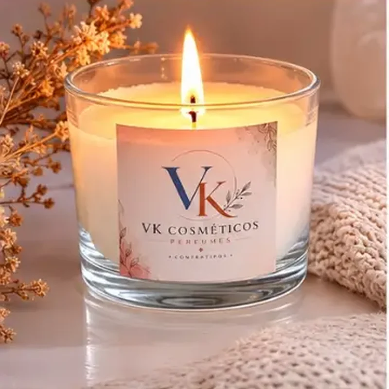 Vela aromática Pêonia & Blush da VK Inspirações